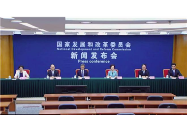 ��������ˢ��ί���̻�����ʲ��γ��µ�����Ͷ��